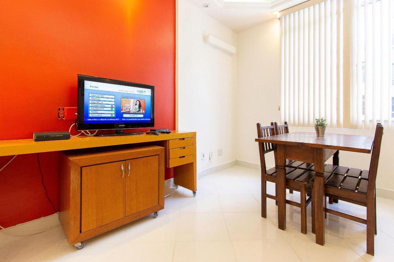 2qtos: Copacabana, Ipanema E Metro! Apartment *